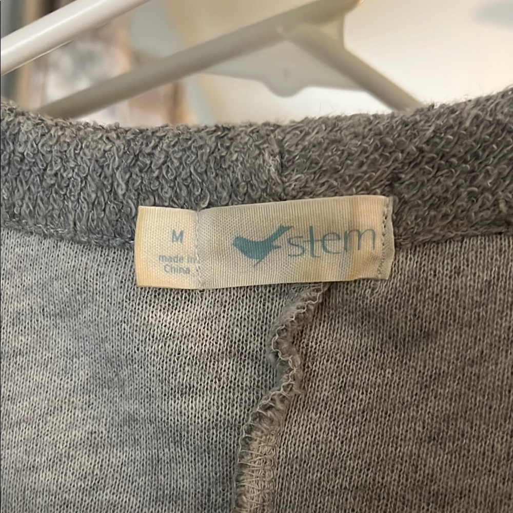 Gray Open Front Cardigan - Picture 2 of 4